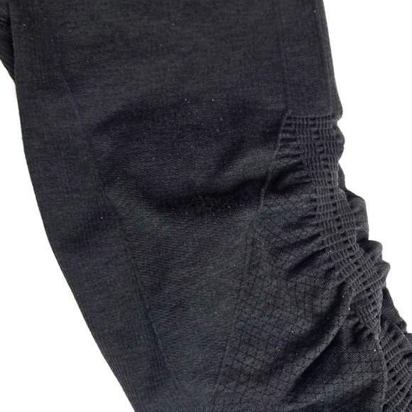Lululemon In The Flow Crop II Heathered Deep Coal - Picture 6 of 9